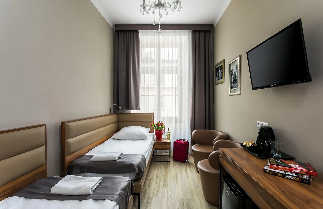 G12 Aparthotel-1
